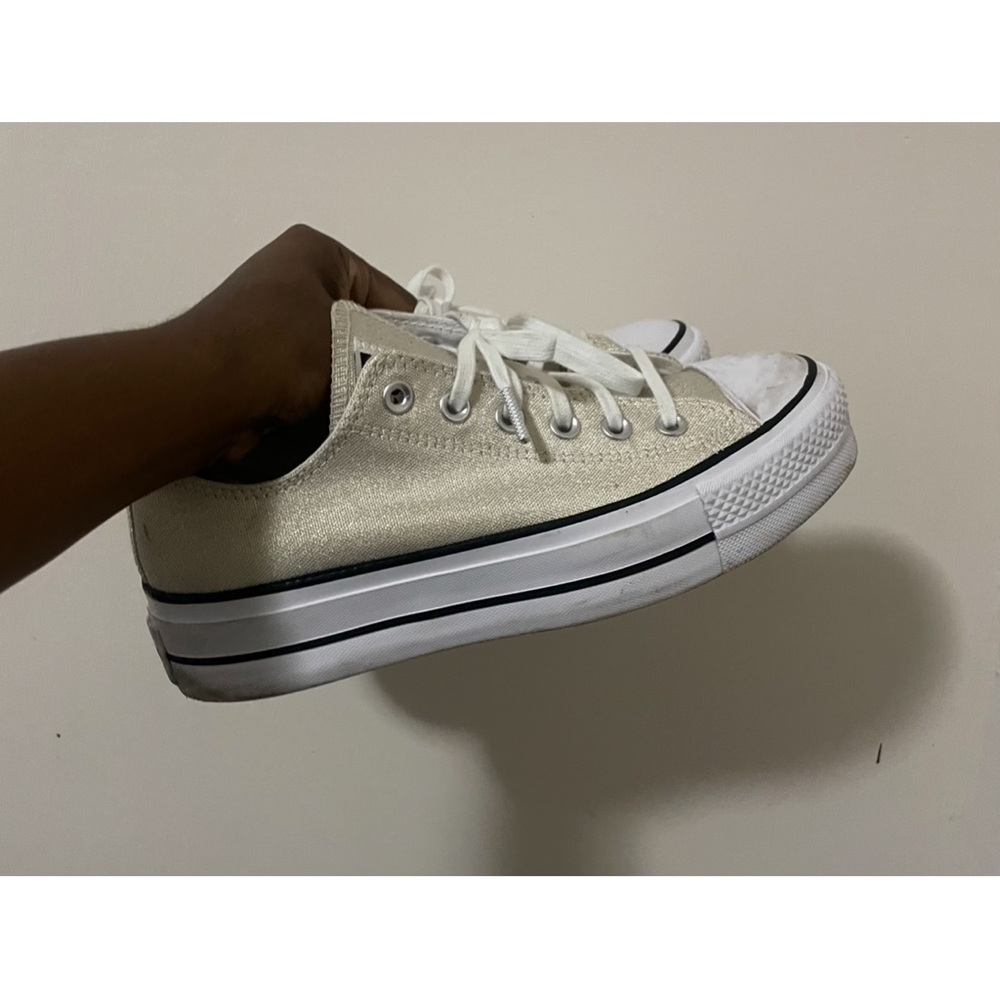 Women's Converse Chuck Taylor Metallic Lift Low platform Sneaker